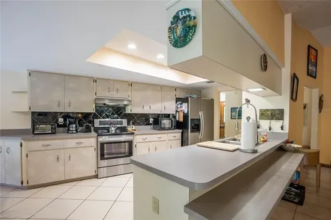 88 Oak Village Boulevard Homosassa FL 34446