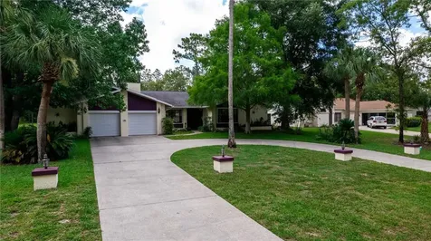 88 Oak Village Boulevard Homosassa FL 34446
