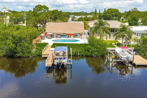 336 89th Avenue N St Petersburg FL 33702