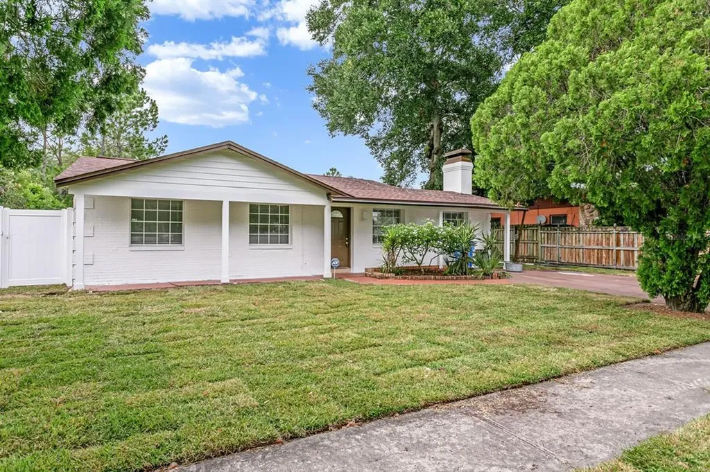7603 W Caracas Street Tampa FL 33615