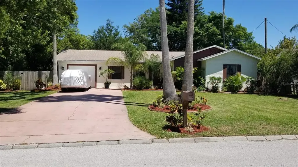 1861 Diane Drive Clearwater FL 33759