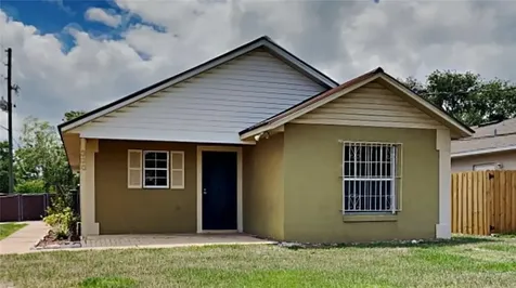330 N John Street Orlando FL 32835
