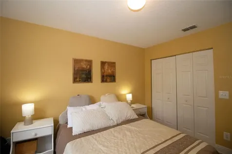 11207 Indian Oaks Drive Tampa FL 33625
