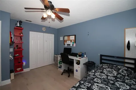 11207 Indian Oaks Drive Tampa FL 33625