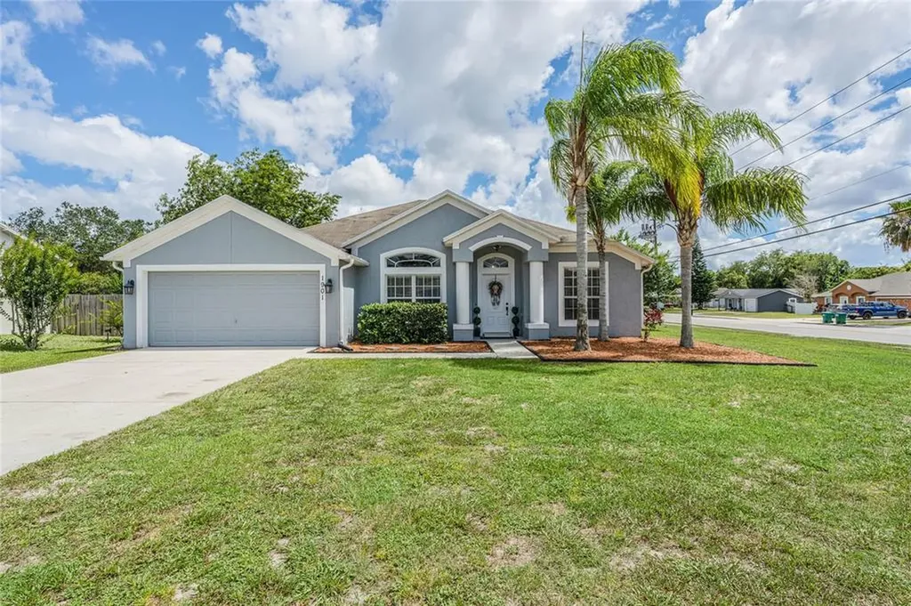 1901 Kirkwood Street Deltona FL 32738