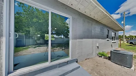 5470 Wren Street Orlando FL 32807