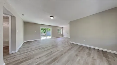 5470 Wren Street Orlando FL 32807