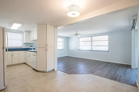 5220 Penguin Drive Holiday FL 34690