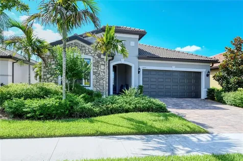 5805 Hidden Willow Court Sarasota FL 34238