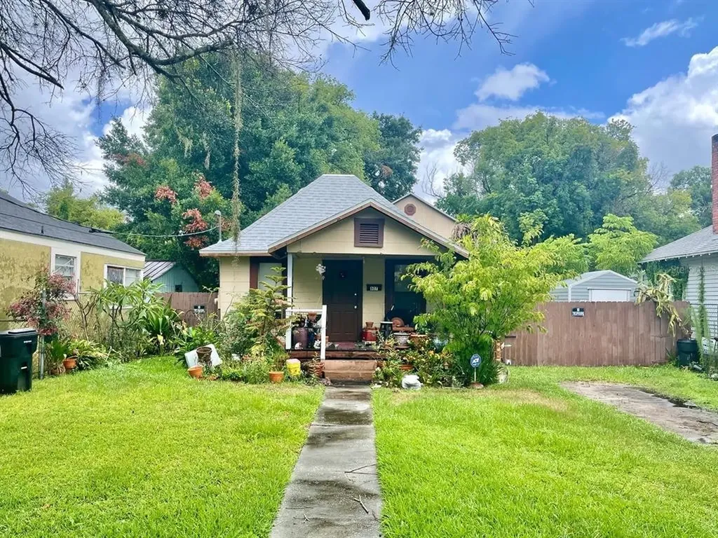 807 Grand Street Orlando FL 32805