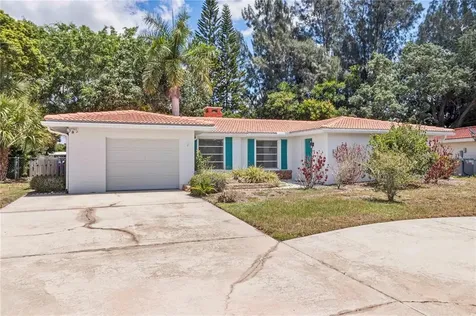 3327 Sheffield Circle Sarasota FL 34239