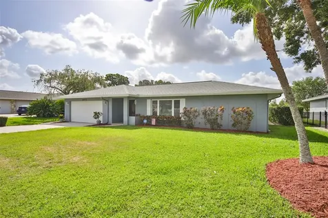 6977 Greenbrier Drive Seminole FL 33777