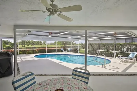 6977 Greenbrier Drive Seminole FL 33777
