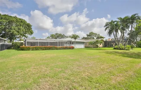 6977 Greenbrier Drive Seminole FL 33777