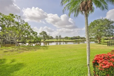 6977 Greenbrier Drive Seminole FL 33777