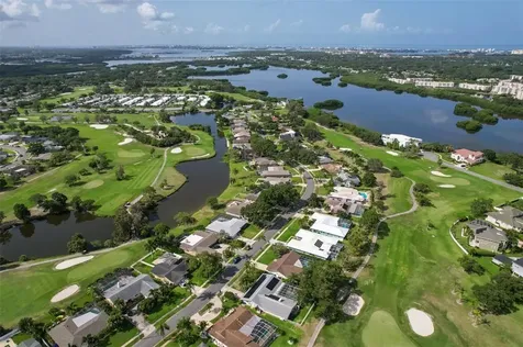 6977 Greenbrier Drive Seminole FL 33777