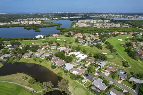 6977 Greenbrier Drive Seminole FL 33777