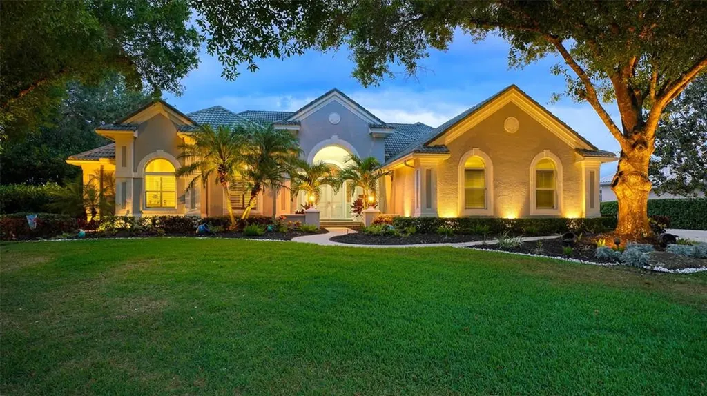 7647 Albert Tillinghast Drive Sarasota FL 34240