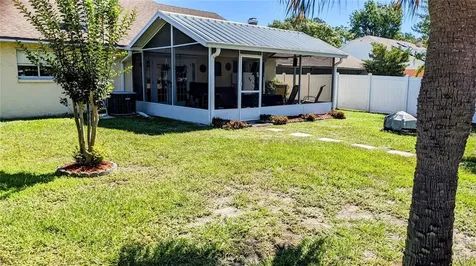 7238 Hollowell Drive Tampa FL 33634
