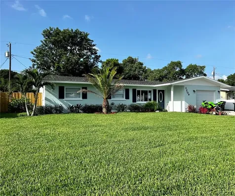 3209 23rd Avenue W Bradenton FL 34205