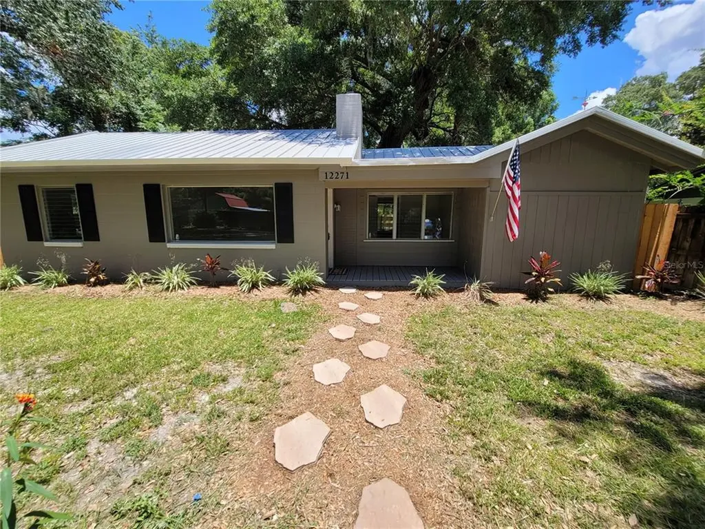 12271 SE 130th Court Ocklawaha FL 32179