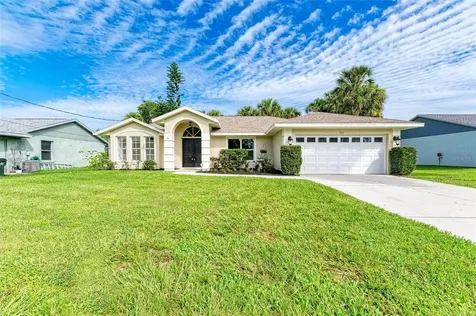 1401 Kirkwood Street North Port FL 34288