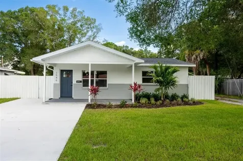 1546 58th Avenue N St Petersburg FL 33703
