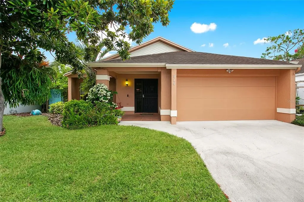 319 Blue Jacket Lane Orlando FL 32825