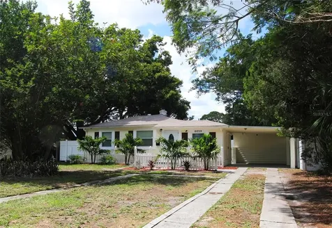 6059 16th Avenue N St Petersburg FL 33710