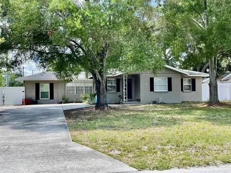 2302 S Thixton Court Tampa FL 33629