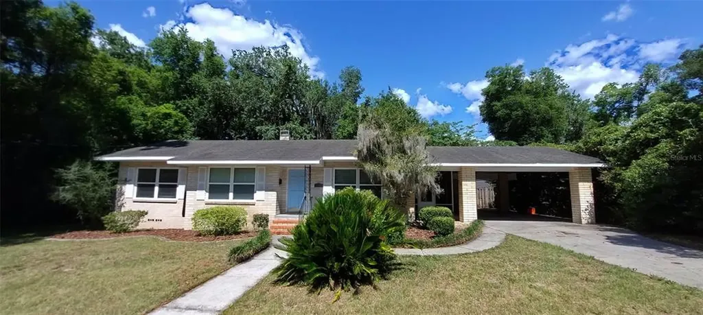 1318 NW 7th Road Gainesville FL 32603
