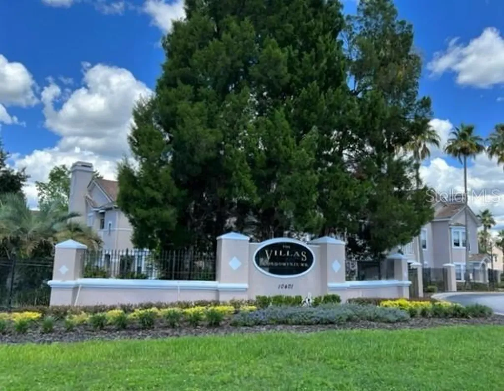 5656 63rd Street N St Petersburg FL 33709