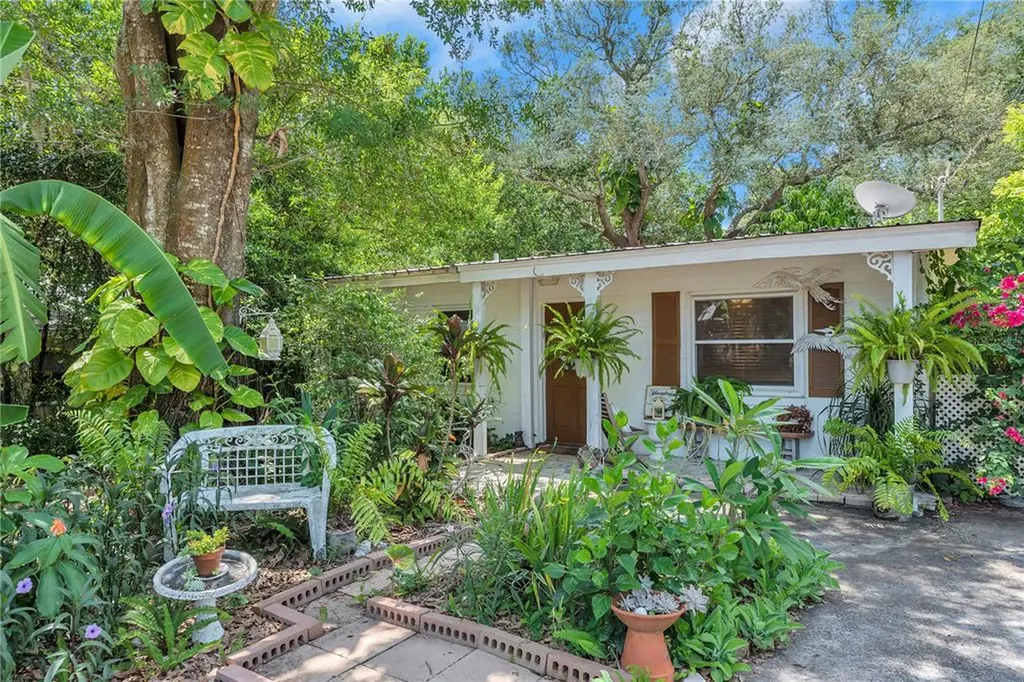 1732 W Perdiz Street Tampa FL 33612