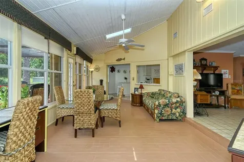 7305 Connecticut Avenue Sarasota FL 34243