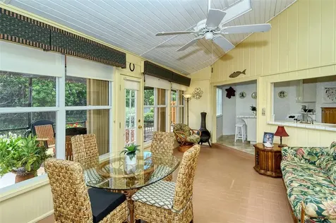 7305 Connecticut Avenue Sarasota FL 34243