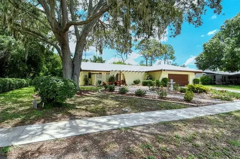 7305 Connecticut Avenue Sarasota FL 34243