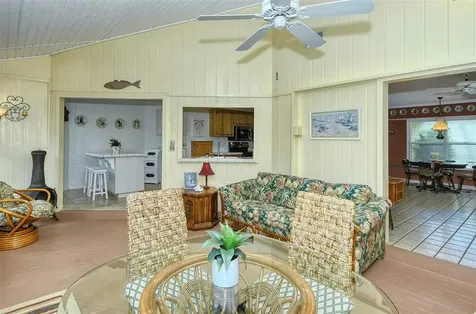 7305 Connecticut Avenue Sarasota FL 34243