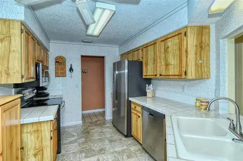 7305 Connecticut Avenue Sarasota FL 34243