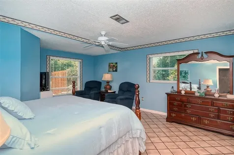 7305 Connecticut Avenue Sarasota FL 34243