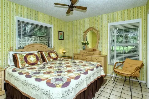 7305 Connecticut Avenue Sarasota FL 34243