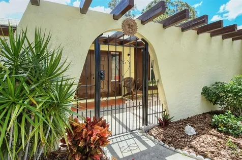 7305 Connecticut Avenue Sarasota FL 34243