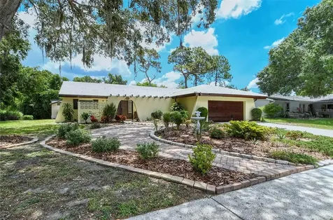 7305 Connecticut Avenue Sarasota FL 34243