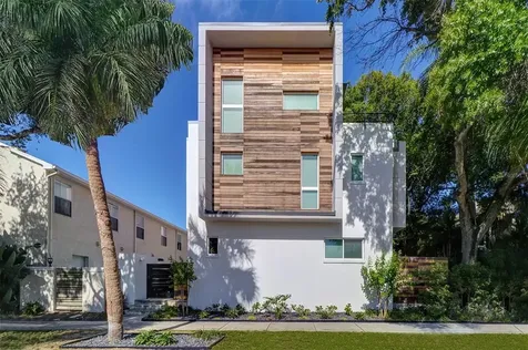 361 7th Street S St Petersburg FL 33701