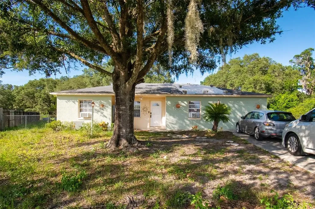 5758 Lagustrum Lane Polk City FL 33868