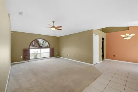 2706 Windsor Heights Street Deltona FL 32738
