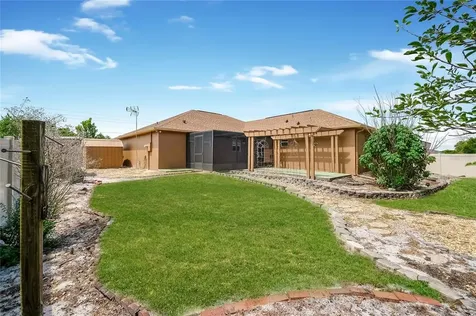 2706 Windsor Heights Street Deltona FL 32738