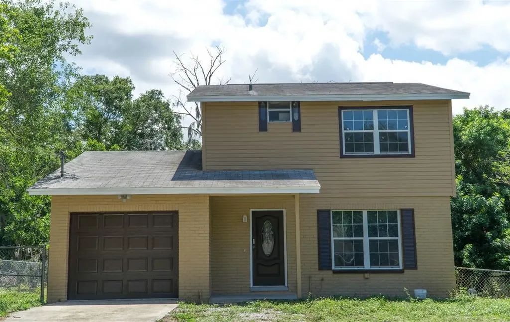 9615 N Connechusett Road Tampa FL 33617