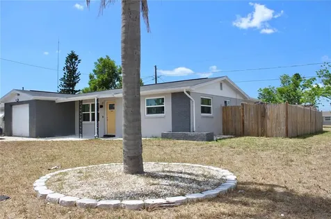 3551 Oxford Drive Holiday FL 34691