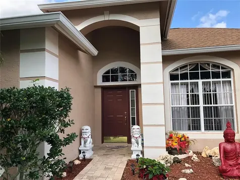 1622 Ledgestone Drive Brandon FL 33511