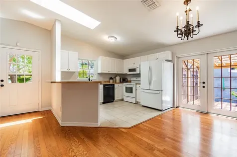 510 13th Avenue S St Petersburg FL 33701